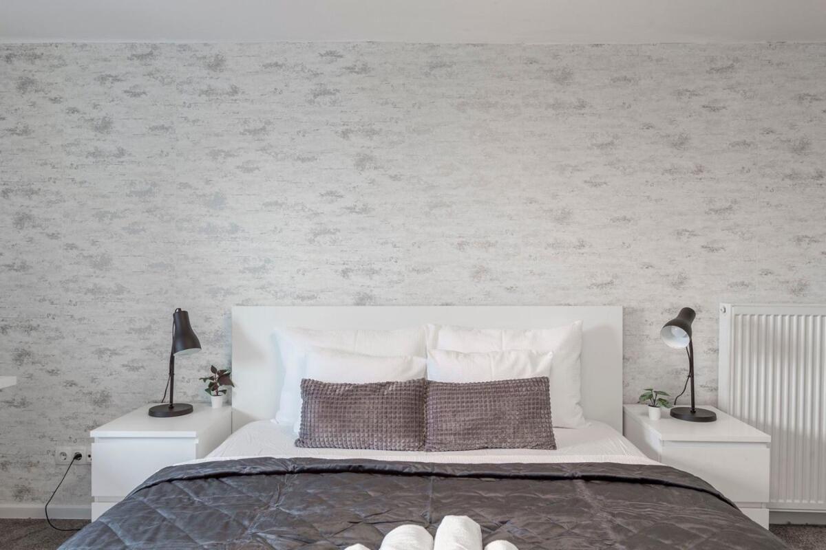 Apartment Deluxe Heroes Square Budapest